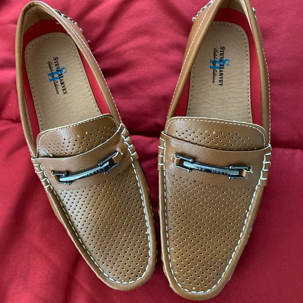 Casual shoes